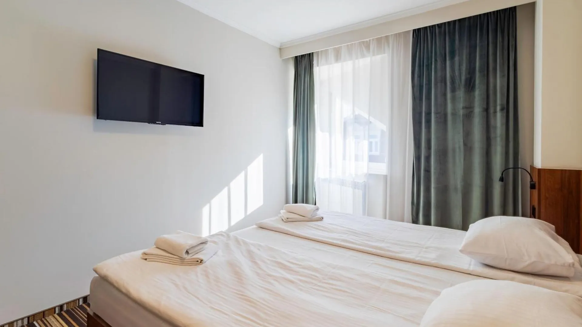 Hit Apartments Varşova 2*,  Polonya