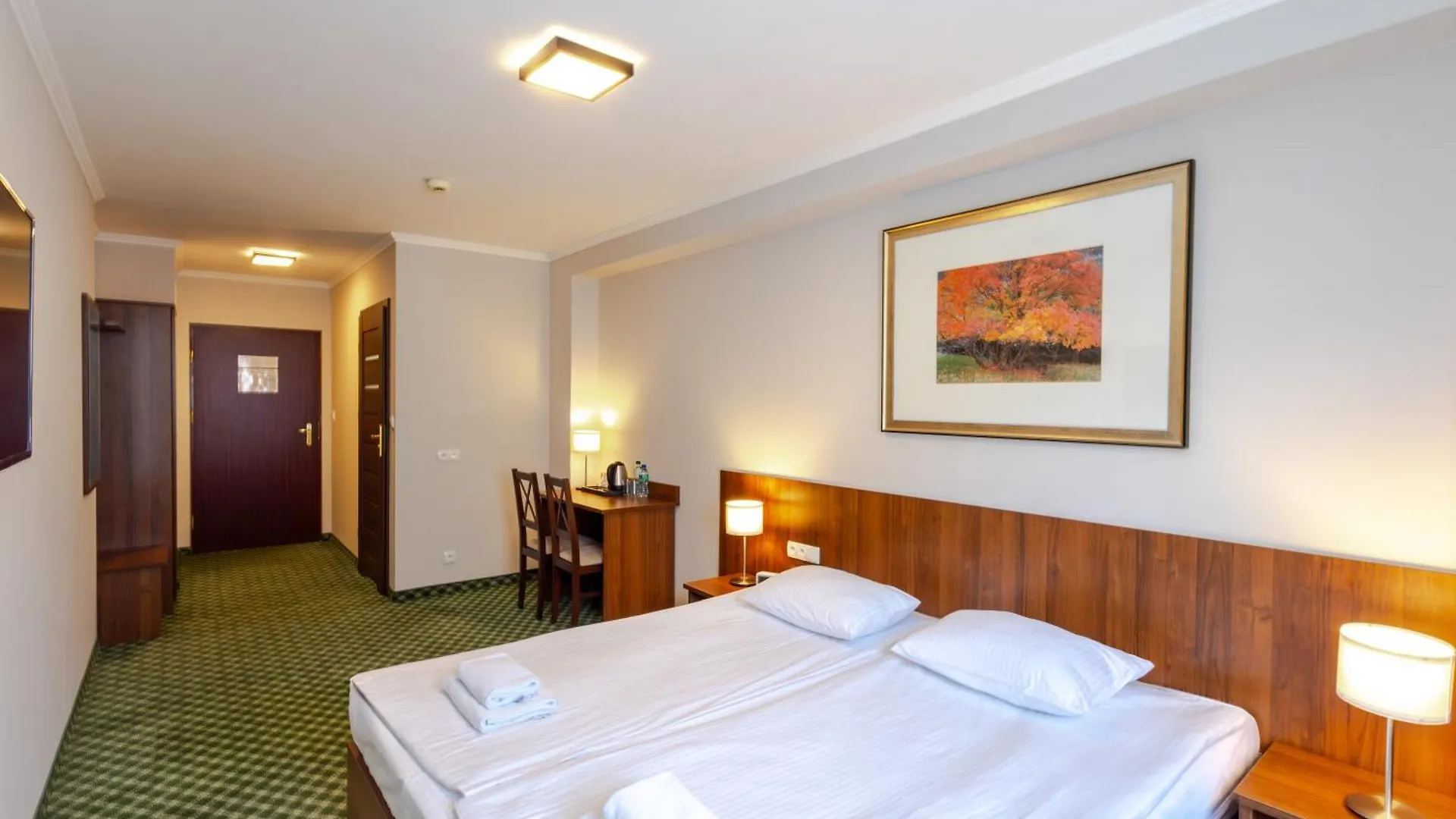 Hit Apartments Varşova 2*,  Polonya