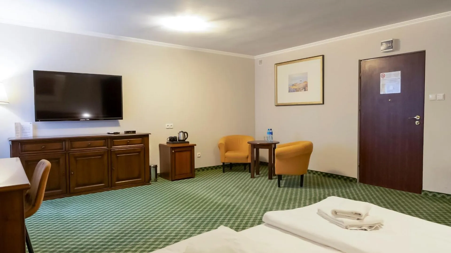 Hit Apartments Warsaw Aparthotel